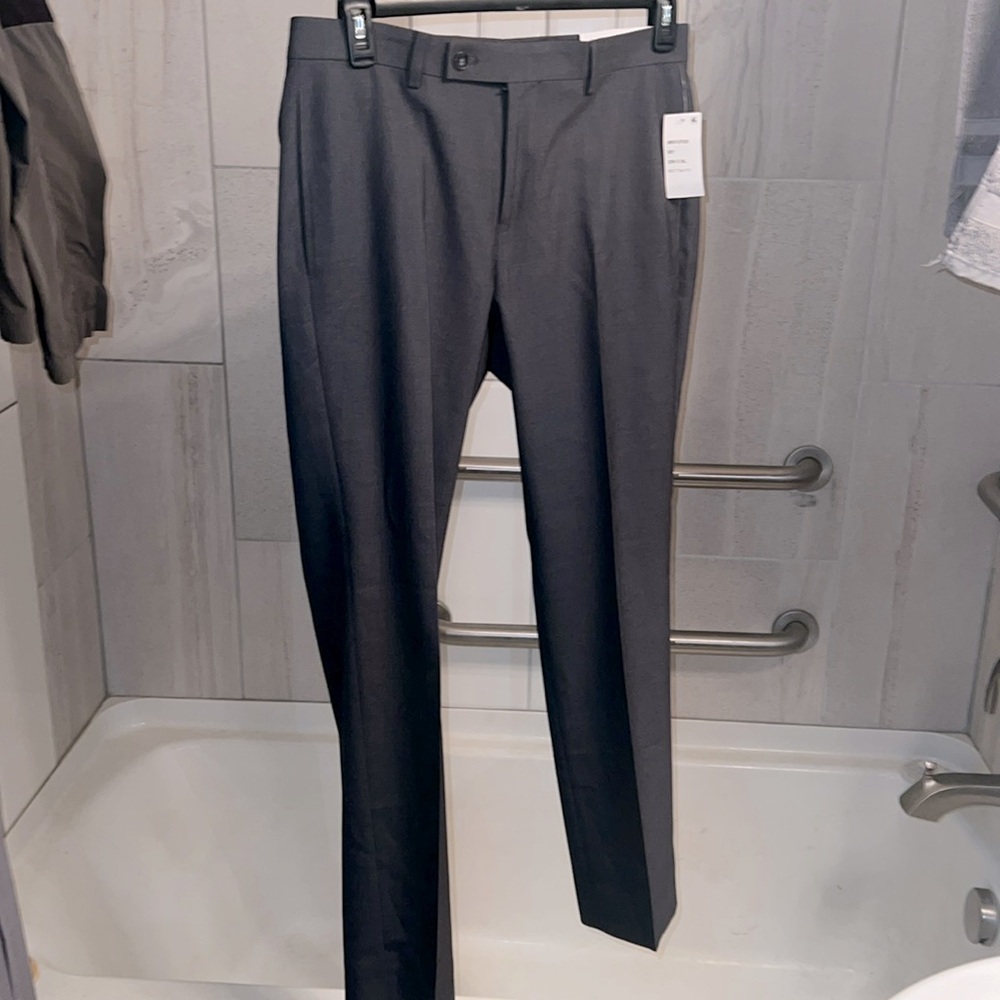 Calvin Klein Men’s Dress Slacks 32/30 New w/ Tags